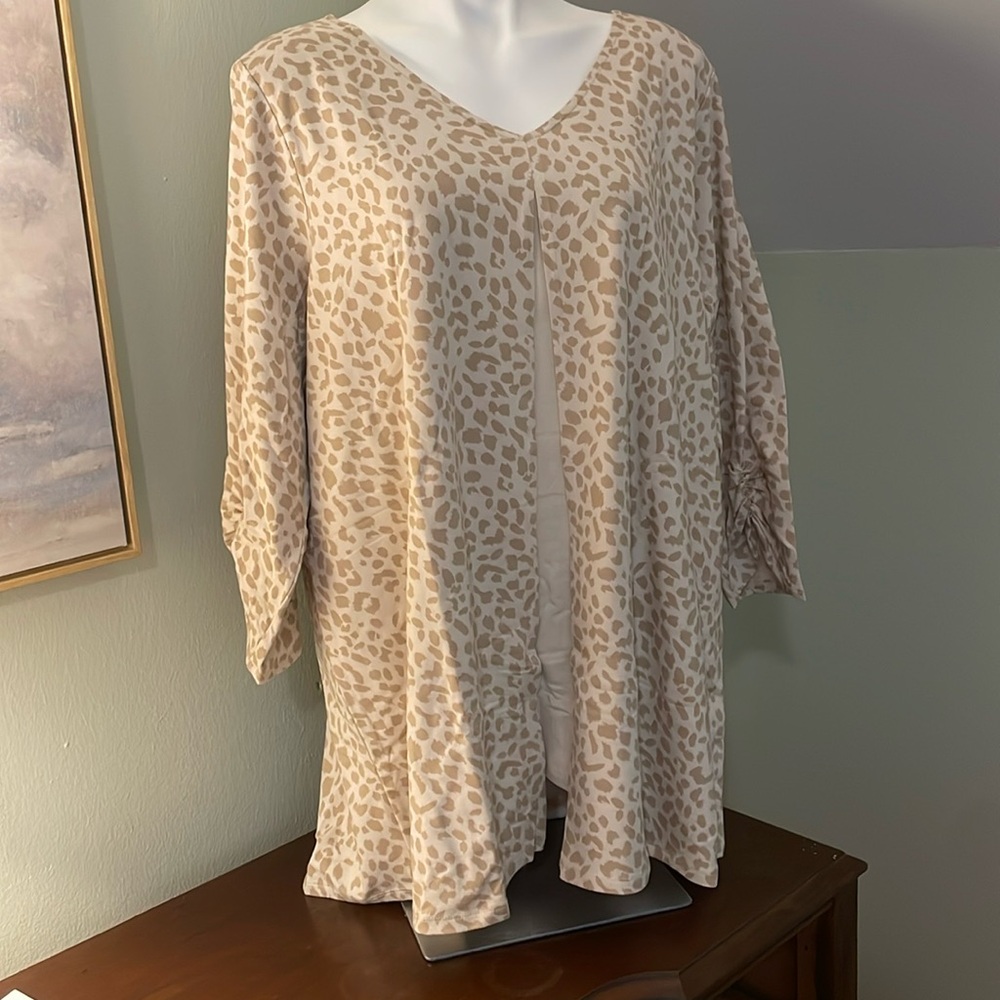 Animal print top